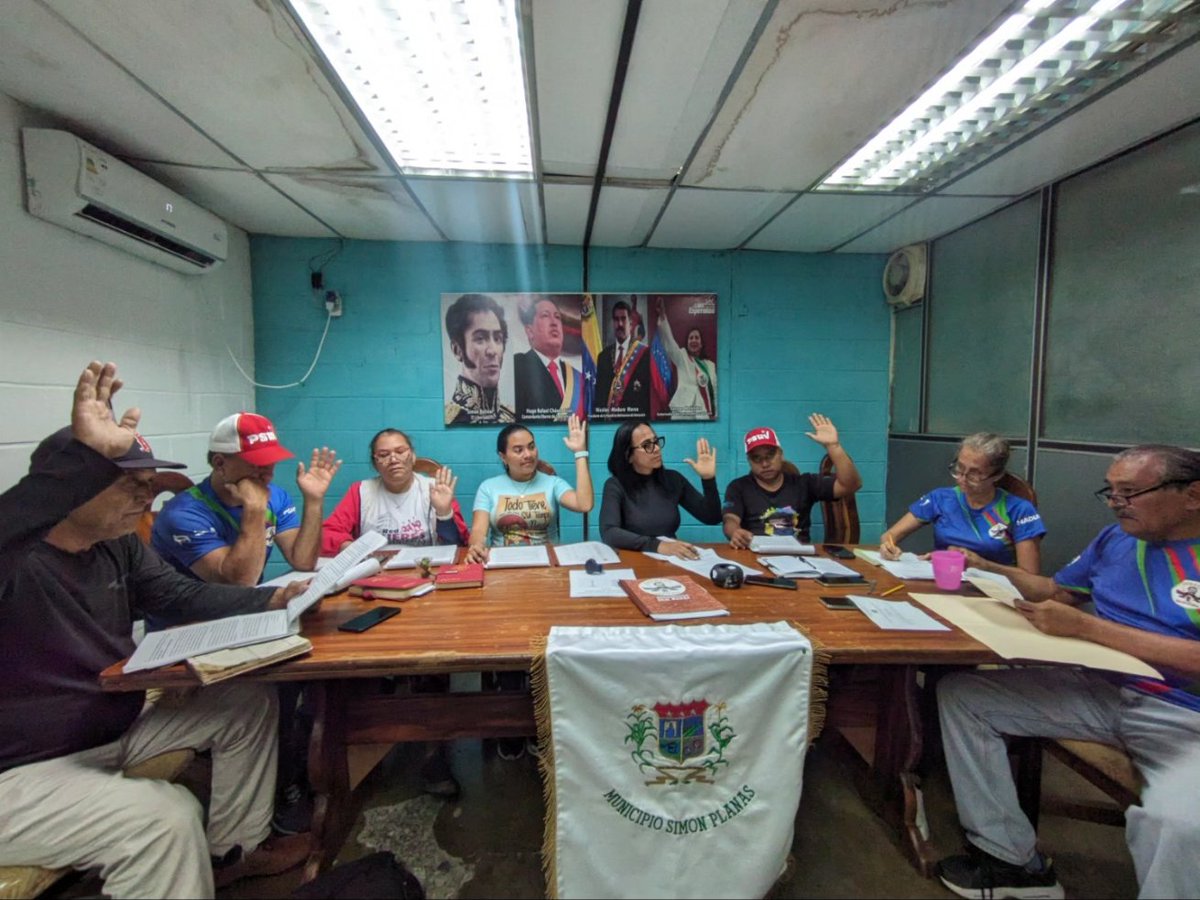 #25Jun |SESIÓN ORDINARIA N° 33| Concejalxs llevaron a cabo la Segunda Discusión y Aprobación de la Ordenanza que Regula el Impuesto sobre Juegos y Apuestas Lícitas en la Jurisdicción del Municipio Simón Planas del Estado Lara.

¡Legislando con el pueblo! ✊🚩

#LoQueDigaNico