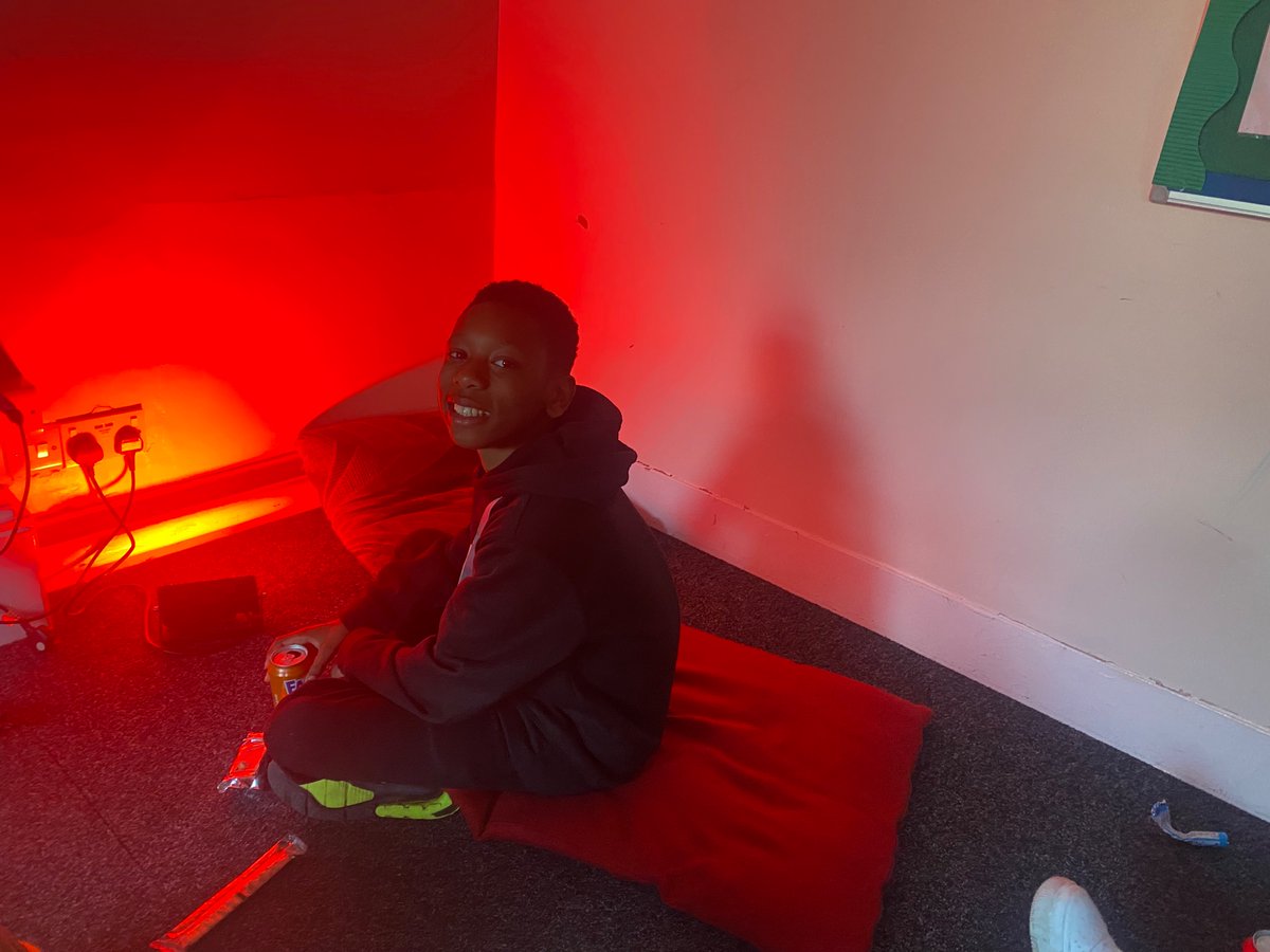 Evening entertainment 🏴󠁧󠁢󠁥󠁮󠁧󠁿 ⚽️ 📺