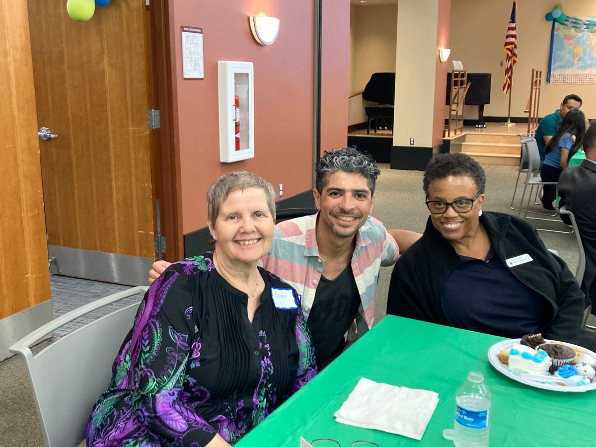 LiteracyConnec1's tweet photo. Our amazing tutors and learners make a WORLD of difference! 🌎 We loved celebrating their work and successes at our recent annual Tutor &amp; Learner Recognition event. (Check our Facebook for all the photos!) https://t.co/IsUEKdwxuB
