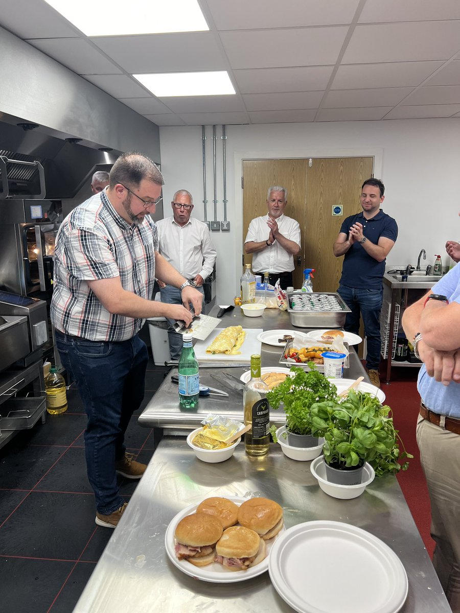 Natalie_Courbet's tweet image. Another fantastic Knowledge and Innovation Day at @exclusiveranges! A huge thank you to our partners Frédéric from MENU SYSTEM &amp;amp; Mohamed from Rosinox and Friginox, as well as our incredible guests, for joining us. 

#ExclusiveRanges #KnowledgeAndInnovation #MenuSystem #Rosinox