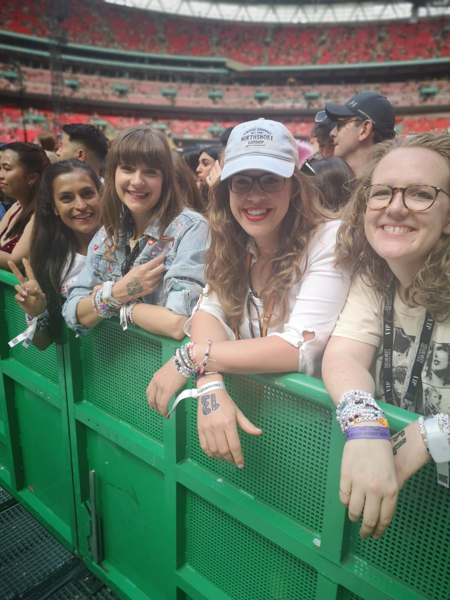 Steph (Taylor’s Version) tweet media