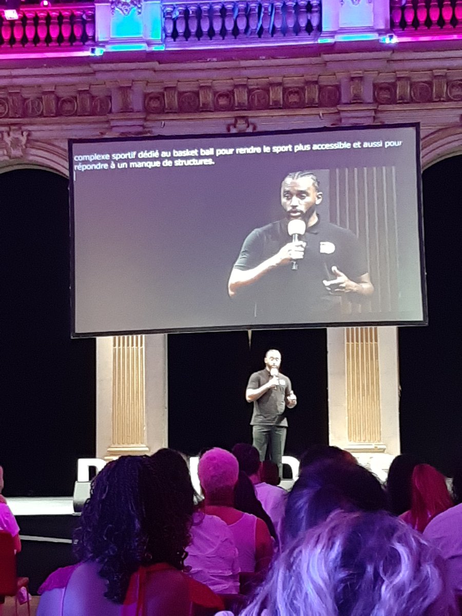 10e pitch de #Tremplin by #Diversidays 

👉David-Alexy Renard linkedin.com/in/davidalexyr…
Qui a imaginé "Bloc 3" 
Le 1er complexe de Basket inclusif :
- basket 3x3 
- et Basket fauteuil

#LeadershipProgram
