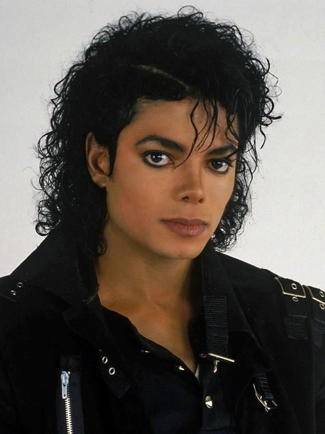 Sophia_Nyx's tweet image. without saying thriller, fav michael jackson song?