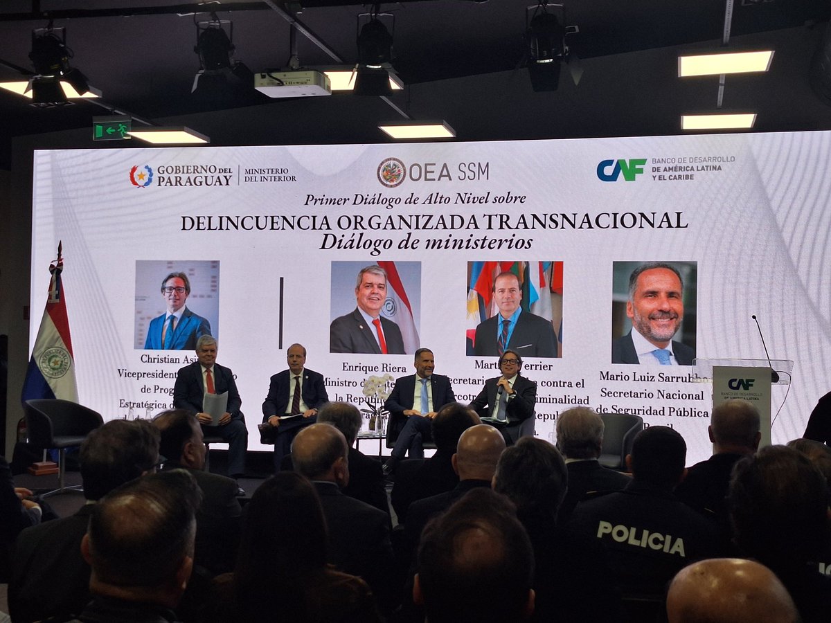 Felipe Botero E (@felipe_boteroe) on Twitter photo Un honor ser invitado al Primer Diálogo de Alto Nivel sobre Delincuencia Organizada Transnacional Organizado por la <a href="/OEA_DDOT/">OEA - Departamento Contra Delincuencia Organizada</a> y por <a href="/AgendaCAF/">CAF</a>. Desde <a href="/GI_TOC/">Global Initiative</a> <a href="/GI_TOC_esp/">Iniciativa Global contra el Crimen Organizado</a> estamos convencidos en la importancia del diálogo y del fomento de la cooperación. Un honor ser invitado al Primer Diálogo de Alto Nivel sobre Delincuencia Organizada Transnacional Organizado por la <a href="/OEA_DDOT/">OEA - Departamento Contra Delincuencia Organizada</a> y por <a href="/AgendaCAF/">CAF</a>. Desde <a href="/GI_TOC/">Global Initiative</a> <a href="/GI_TOC_esp/">Iniciativa Global contra el Crimen Organizado</a> estamos convencidos en la importancia del diálogo y del fomento de la cooperación.