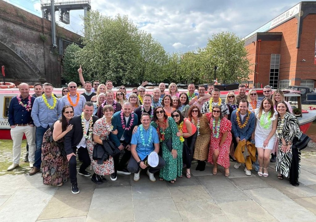 ☀️ JULY CRUISES ☀️

5/7: Rum Runners Revenge
6/7: Pink Cocktails &amp; 90s Hits
12/7: Italian Wines &amp; Pizza
13/7: Afternoon Tea Cocktails
19/7: The ‘Costa-del-Sol-Ford’ Spanish Wines &amp; Tapas
26/7: The Summer Gincident
27/7: Pink Cocktails &amp; 90s Hits

Book: eventbrite.co.uk/o/the-liquoris…