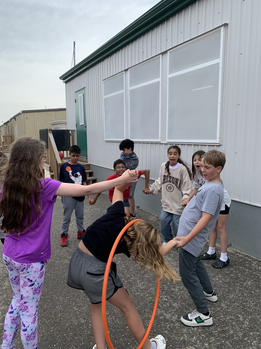 Mrs. Sadurski (@mrs_sadurski) on Twitter photo Ms.Soares came back for a visit to lead us in some gym games. We were so happy to have her back <a href="/St_EVAN_Caledon/">St. Evan Catholic Elementary School</a> Ms.Soares came back for a visit to lead us in some gym games. We were so happy to have her back <a href="/St_EVAN_Caledon/">St. Evan Catholic Elementary School</a>