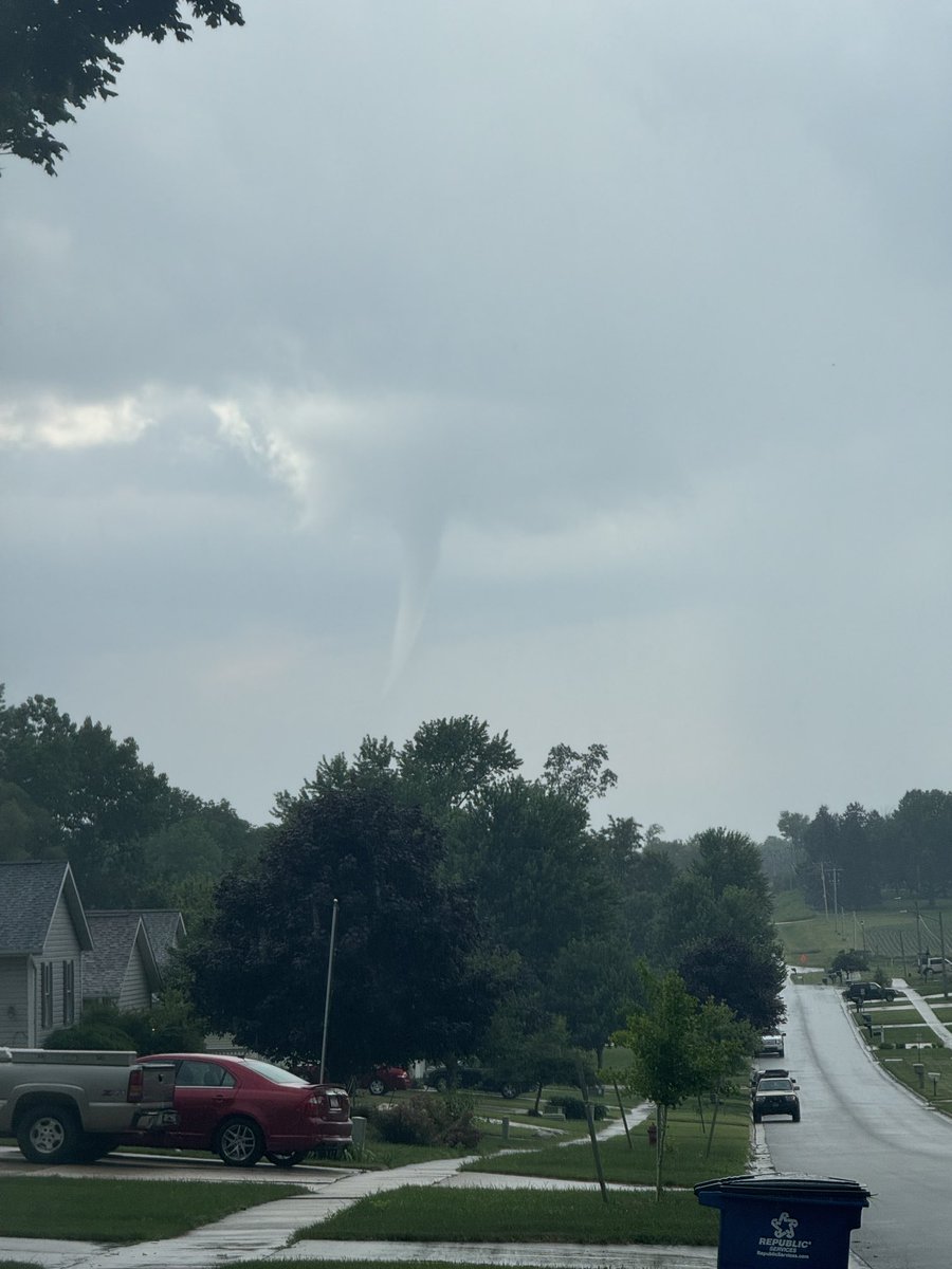 SheaInIowa's tweet image. ⁦@CityMVIA⁩ down Palisades Rd SW