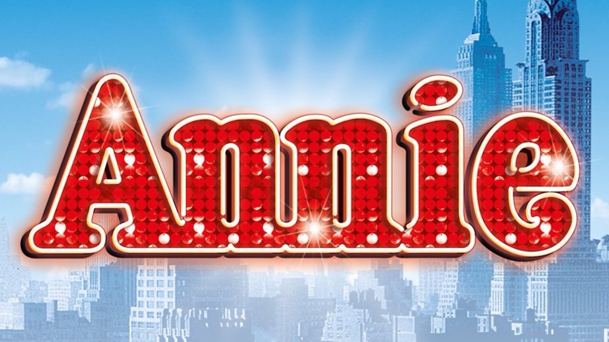 LimekilnsPS's tweet photo. What a show! A huge well done to all the cast, crew, staff and families involved in our amazing production of Annie last week! Limekilns PS at the heart of the community ❤️#lovinglearning https://t.co/jsBThs4hws