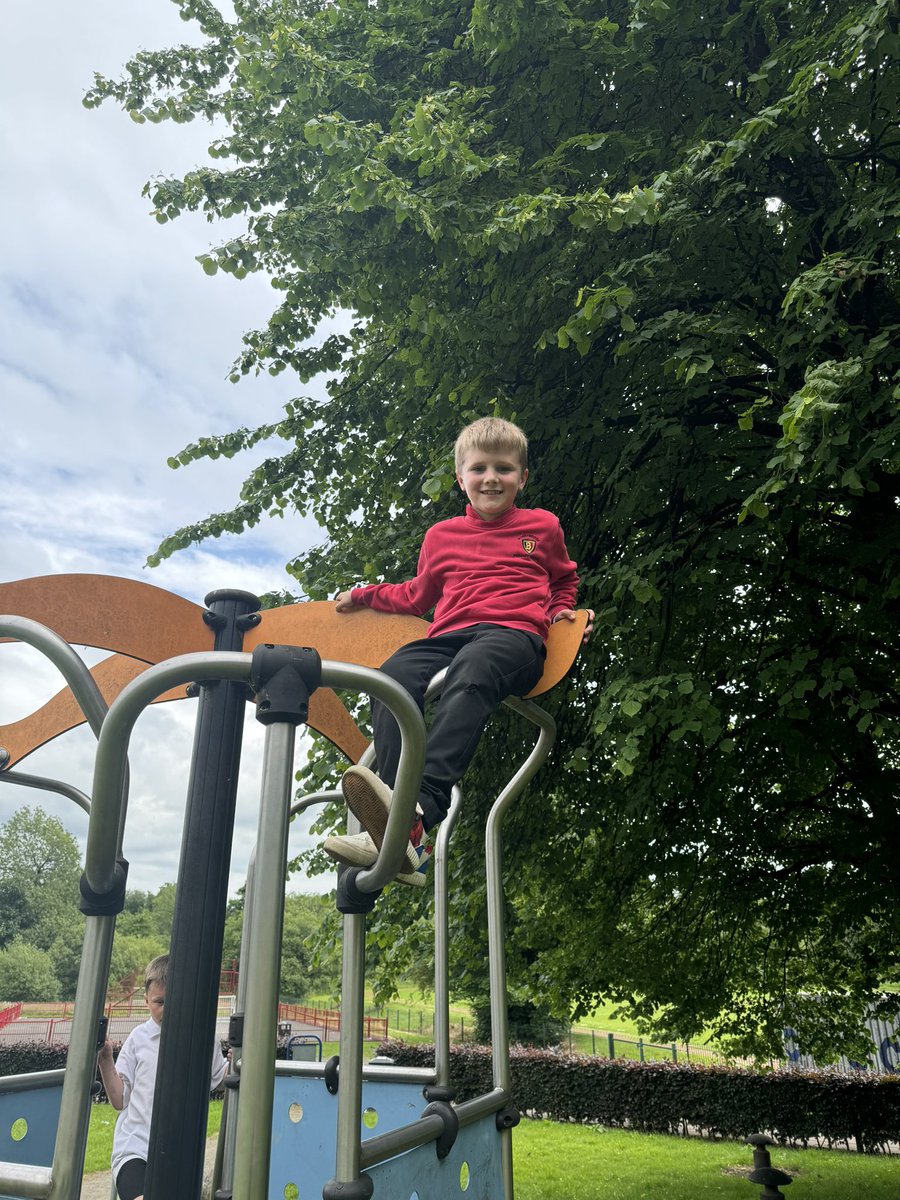 bpsMissDivers's tweet photo. As a special end of term treat, P3 went to Jenny’s park🌳 https://t.co/bhrFJvZXVu