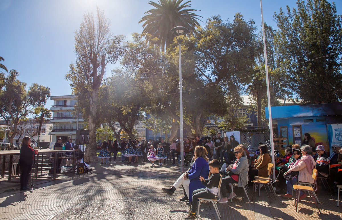 SenamaAtacama's tweet photo. En la comuna de Vallenar se realizo hito regional por el #buentrato a las personas mayores. Servicios Públicos y autoridades reafirmaron su compromiso, prestando atención en terreno y difundiendo su oferta programática con la comunidad de la provincia del Huasco. https://t.co/uzwakg35mX