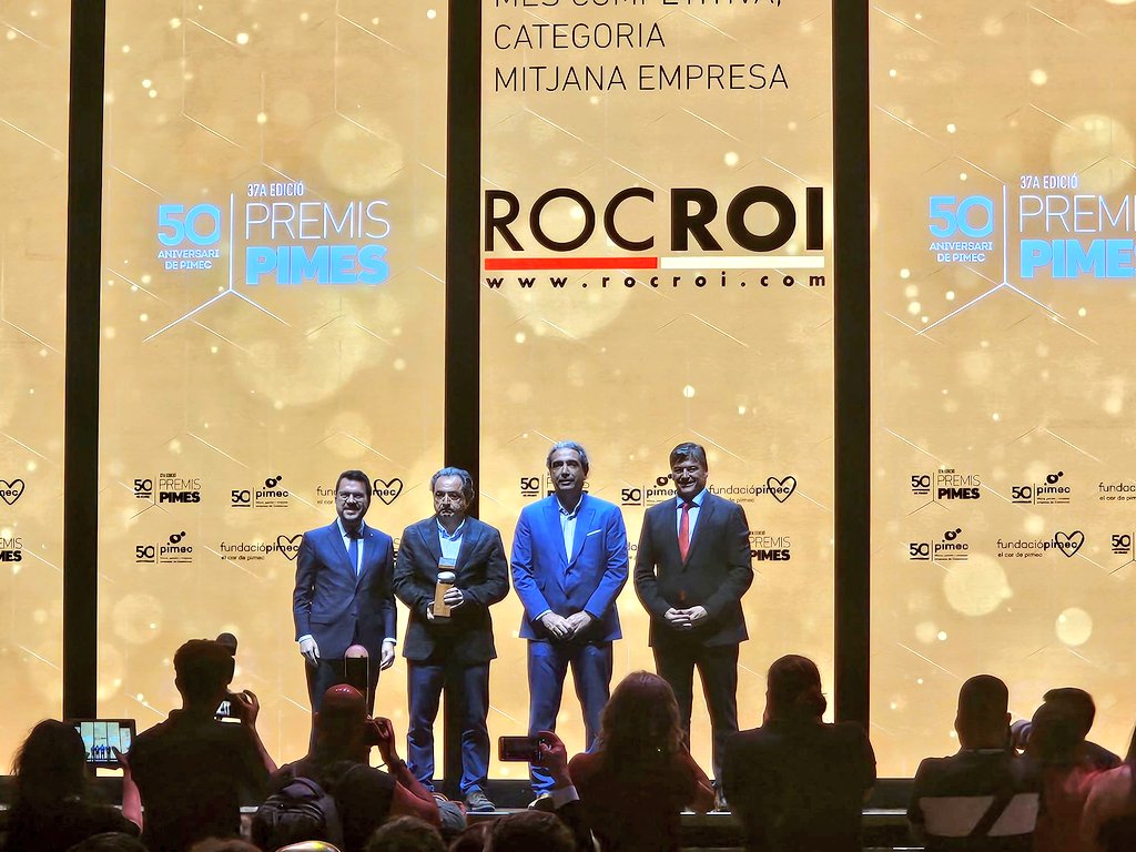 🥇🏆 Felicitats als amics i amigues de l'empresa <a href="/RocRoiAdventure/">RocRoi</a> per haver estat condecorats amb el premi PIMEC al creixement digital en la categoria de mitjana empresa. 

Reconeixement més que merescut! Enhorabona!

_
<a href="/ajuntamentvng/">Vilanova i la Geltrú</a>
#VilanovailaGeltrú #VNG #Turisme #Esport