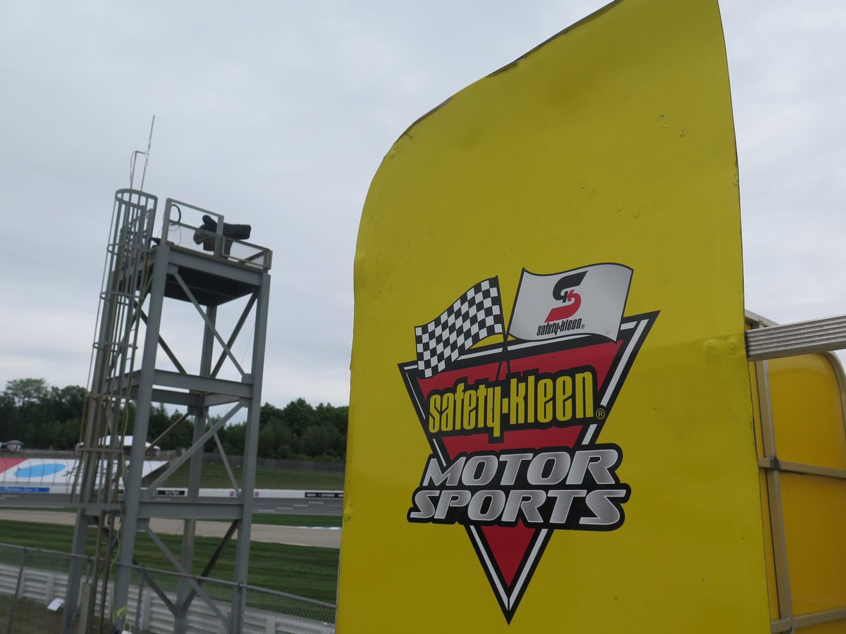 SafetyKleen's tweet photo. Ever wonder what Safety-Kleen does behind the scenes at NASCAR? Well, lights, camera, action…we present to you Program Manager Drew Patey.
 
He gives a look at Safety-Kleen operations- oil collection, parts washer services, and absorbent material and oil filter collection. https://t.co/pcmevl5kFM