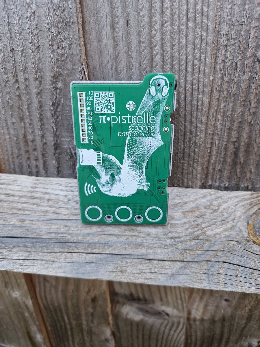 SmithRobotics1's tweet photo. #PiPistrelle 🦇 
An early self build in use on this summer evening ☀️
The #LEDs are in full force and letting us know the #384KHz #Microphone is working well! 
If you want to get your hands on one visit https://t.co/Sxp0LkmNy0 

#batdetectors #shopopening https://t.co/cukb9NnLCe