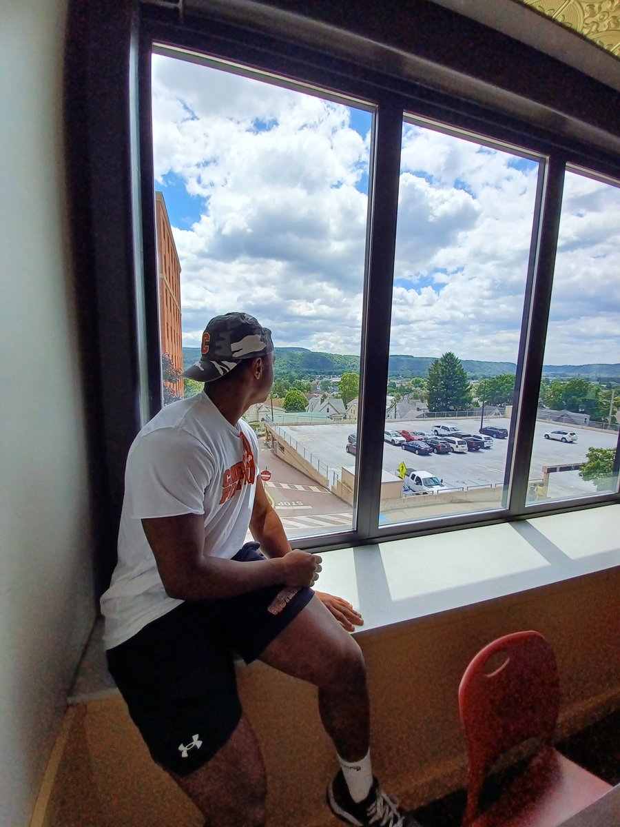 Evan Bryfogle tweet media