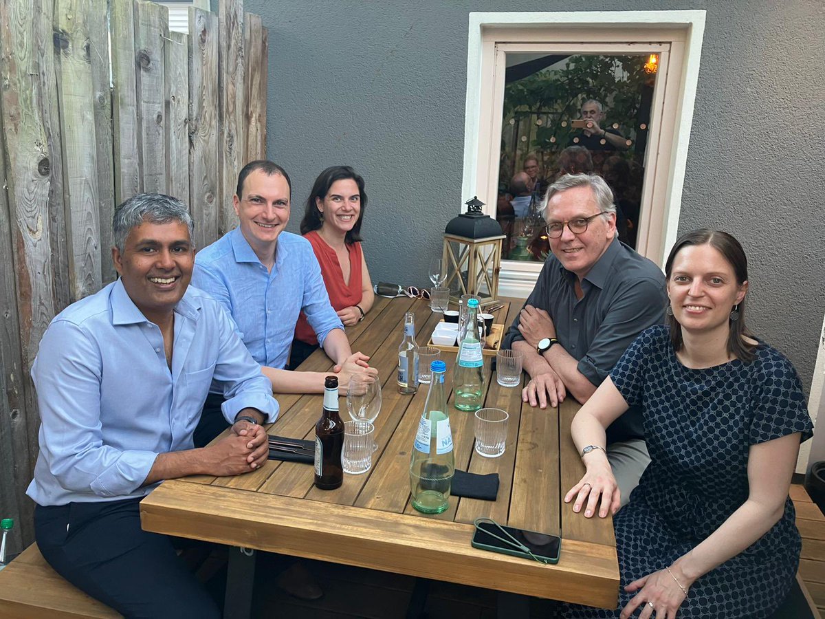 Thank you Yogesh <a href="/YKulathu/">Yogesh Kulathu</a> for your visit to <a href="/crc1430/">CRC 1430</a> and for sharing your lab‘s impressive efforts to reveal functions and mechanisms of branched ubiquitin chains