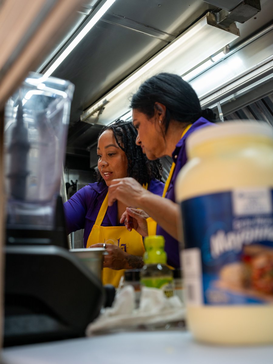 Food Network tweet media