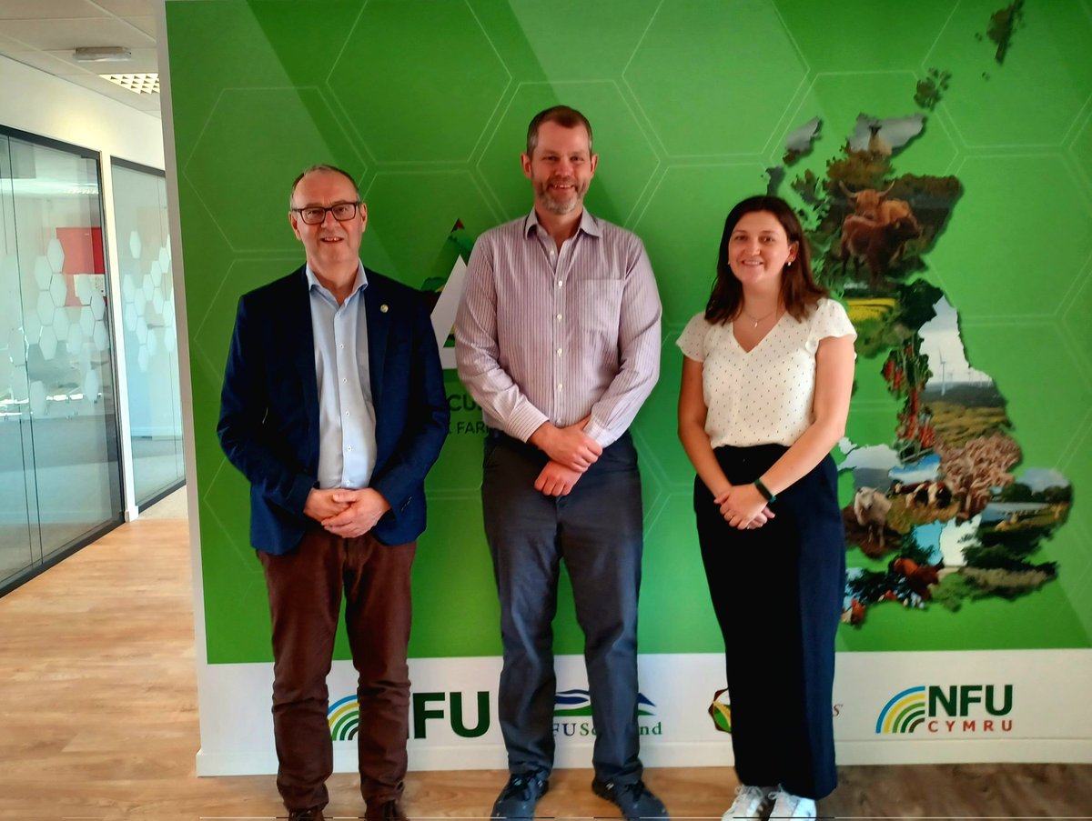 UKFarmingUnions's tweet photo. Great to have @theMC_Gowan in Brussels for meetings to discuss the challenges facing the European potato sector. Poor weather, pests &amp; lack of high grade seed cause huge concern going forward.

Agreement to allow reciprocal trade of seed potatoes between EU &amp; GB would help this🥔 https://t.co/ejZpfPUIad