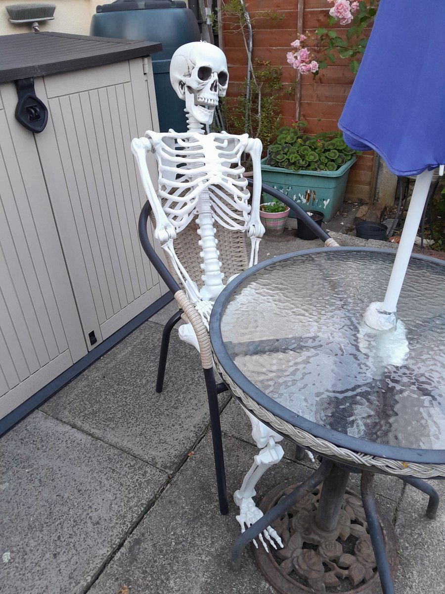 #boring
 Bored me to death watching England play