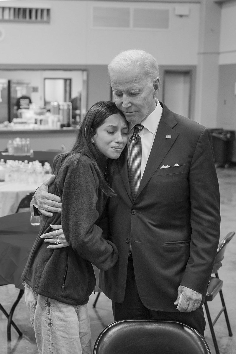 POTUS46Archive's tweet image. I’ve spent hours with Americans who have lost loved ones to gun violence, whose one hope is that these tragedies never happen again. 

My Administration will never give up on the fight to end the scourge of gun violence – for the lives we’ve lost and the ones we can save.