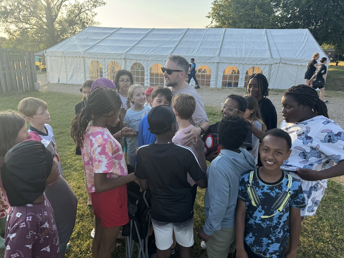 One Mr Logan tweet media