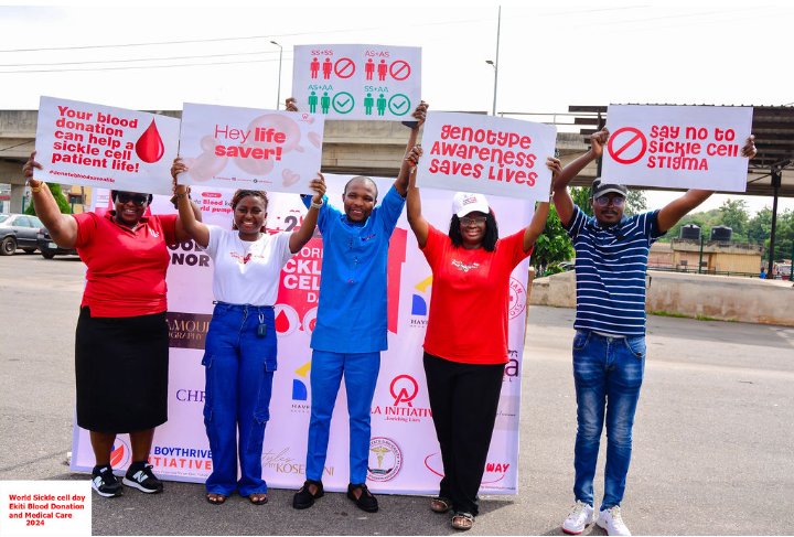 TheHavenLife's tweet image. We&apos;re still buzzing from the success of our Sickle Cell Blood Donation Drive! A big shoutout to everyone who participated and made a difference. Thank you everyone ☺️

 #Havenlifefoundation #PostEvent #SickleCellAwareness #SickleCellSupport #livesaver #EkitiState