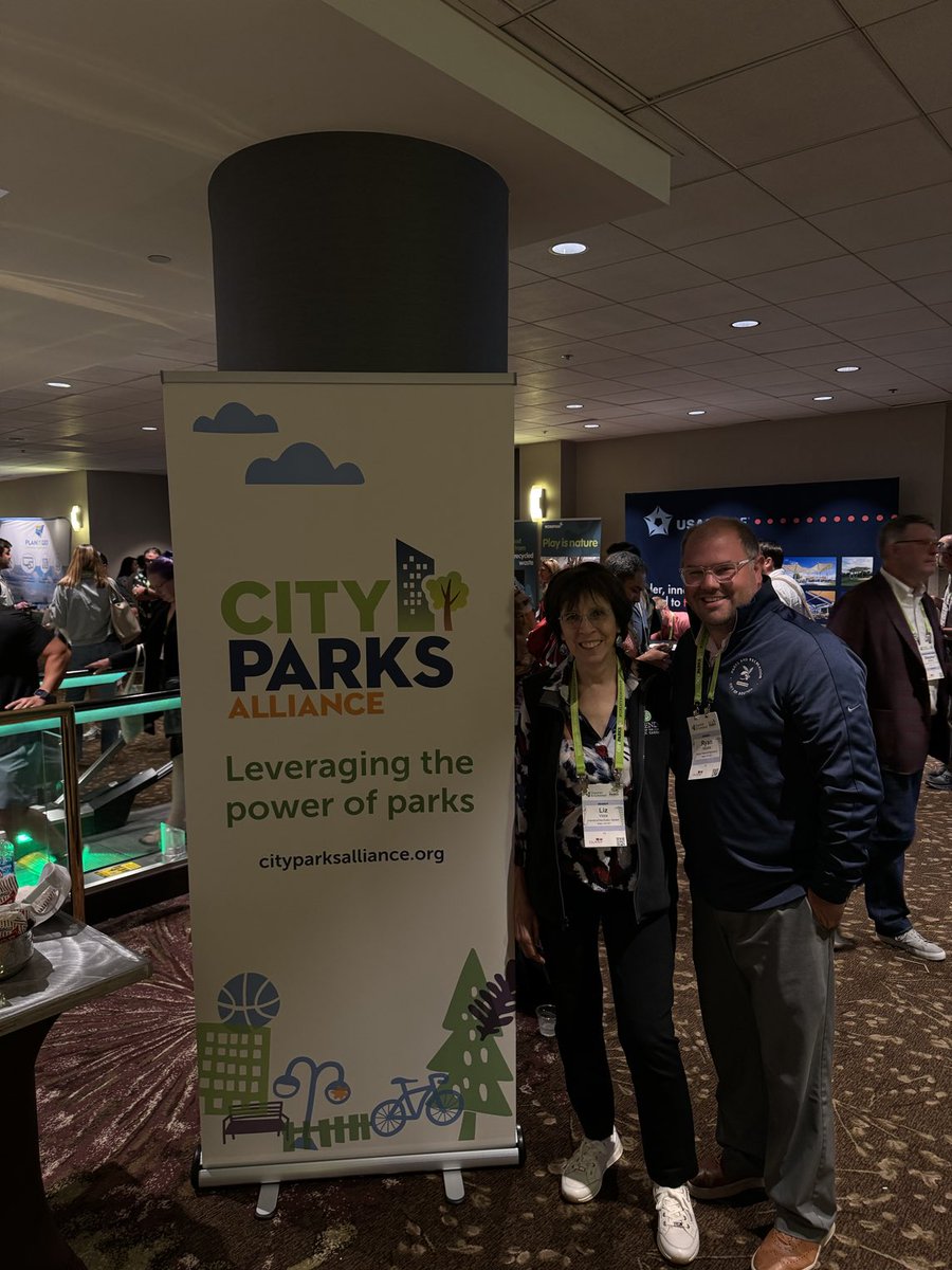 Enjoying sharing and learning at Greater and Greener with Parks Commissioner Ryan Woods! ⁦<a href="/BostonParksDept/">Boston Parks and Recreation Department</a>⁩ ⁦<a href="/FOPG/">Friends of the Public Garden</a>⁩