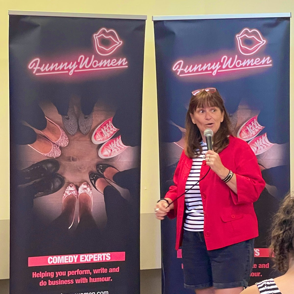 FunnyWomenLynne's tweet photo. Our first @funnywomen #babyonboard show today at @MedwayAdultEd was a huge success! Thanks to @Nic_Lamont for hosting with Kate McGann, @bevbunnglassart @yespaulineeyre &amp; @RachCreeger plus all the mums &amp; babies!!! 👶👶👶 https://t.co/LYOL6rLYhk
