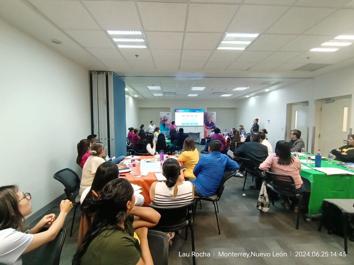 Laura Rocha tweet media