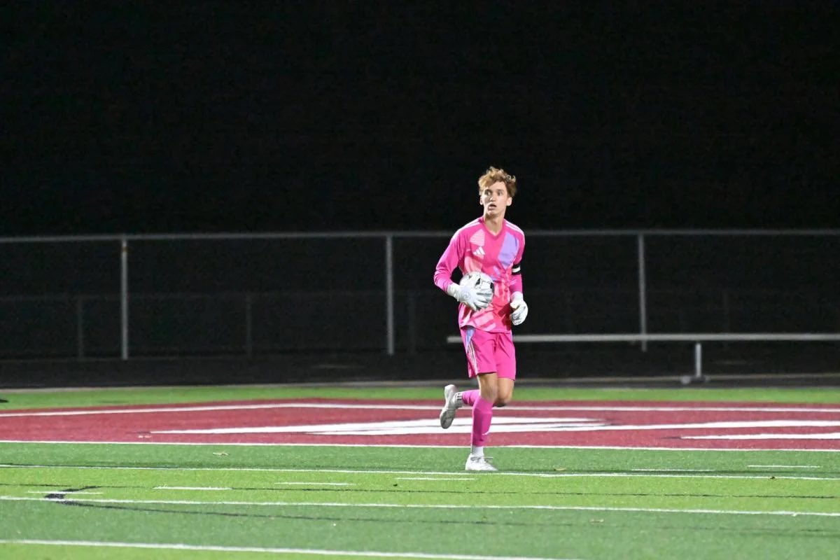 Tyler Morning Telegraph All-Rose Country Boys Soccer Goalkeeper of the Year: Whitehouse’s Beaux Benson (<a href="/BeauxBenson/">Beaux Benson</a>). <a href="/WHSTX_Soccer/">Whitehouse Soccer</a> 

See the full team here: tylerpaper.com/etvarsity/2024…