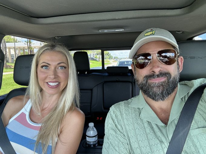 Off to film @HollyHotwife as she meets a fan for the first time and then followed by the perfect evening<a class="tags" href="/tag/hollyhotwife">@hollyhotwife</a><a href="/tag/flashingsoon"class="tags"><span>#flashingsoon</span></a>