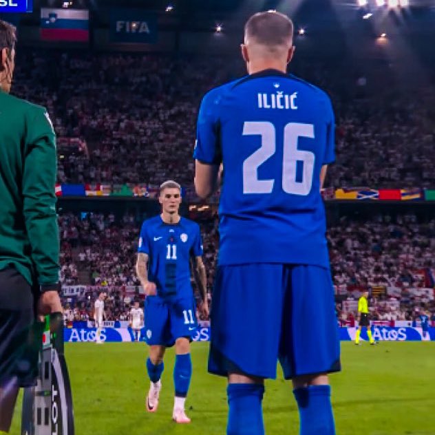 MaaxiAngelo's tweet image. 🧵| Josip Ilicic made his first competitive app for Slovenia NT in 955 days as he was subbed on v. England tonight. 

A thread on his trip to hell and back the past few years to be where he is today. Important subject and likely the most meaningful thread I&apos;ve ever made.

RT = ❤️
