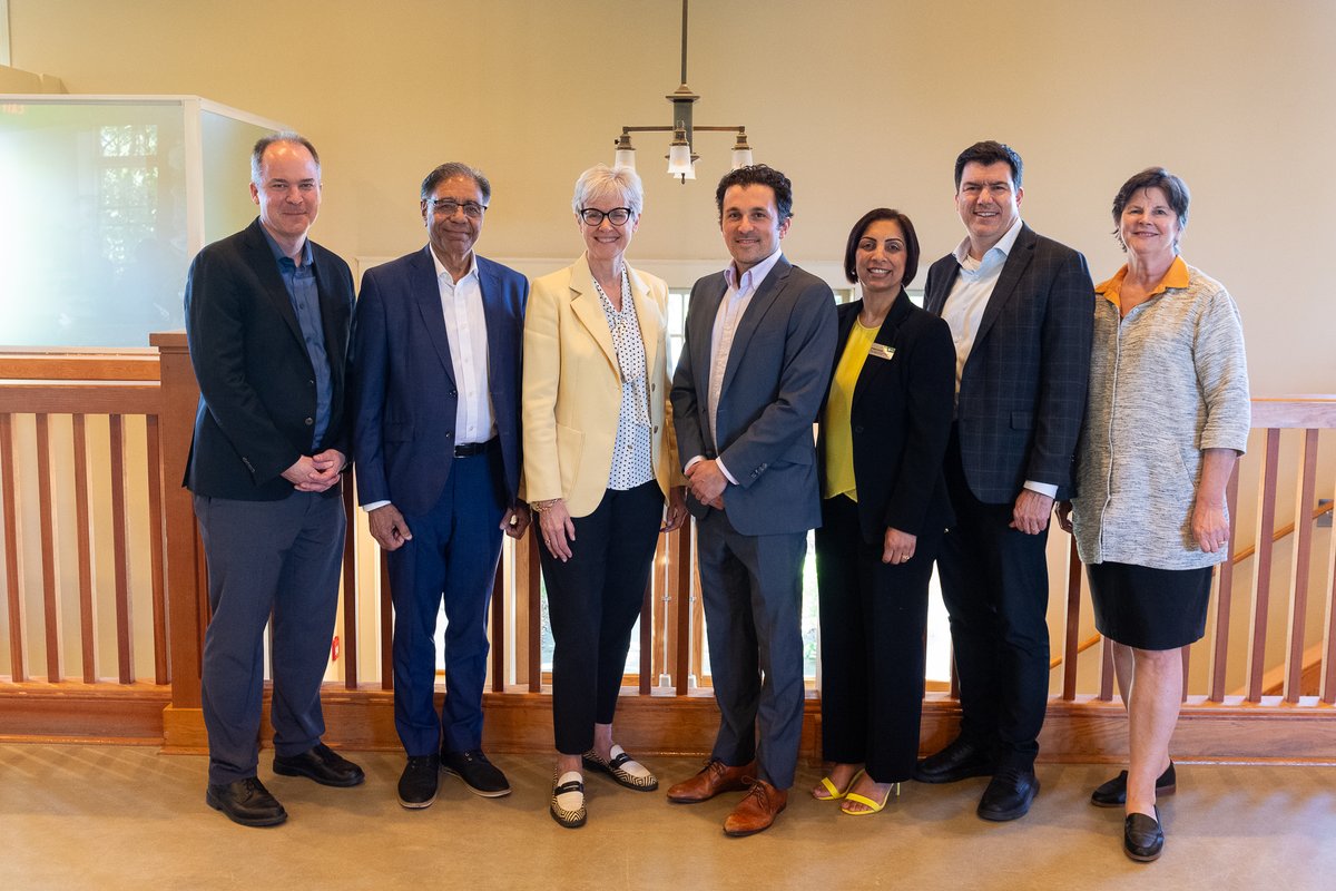 Congrats to the Burnaby Civic Innovation Lab on hosting their 2nd AGM! 

Great to hear from <a href="/drjoyjohnson/">Joy Johnson</a>, <a href="/BurnabySav/">Sav Dhaliwal</a>, <a href="/danieltetrault/">Daniel Tetrault</a>, <a href="/ZRRowan/">Zach Rowan</a>, Dawn Virginillo &amp; Leon Gous on how this <a href="/SFU/">Simon Fraser University</a> <a href="/CityofBurnaby/">City of Burnaby</a> partnership is advancing practical solutions to pressing urban issues 💡