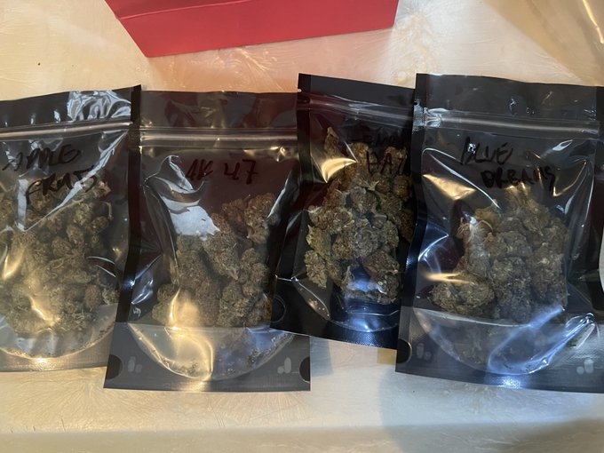 Nada como Un relax despu&eacute;s de una larga jornada y que mejor que con lo mejor de lo mejor de 🤩 mis amigos<a href="/tag/sabadodeganarseguidores"class="tags"><span>#sabadodeganarseguidores</span></a><a href="/tag/sabadodemorboyprovo"class="tags"><span>#sabadodemorboyprovo</span></a>