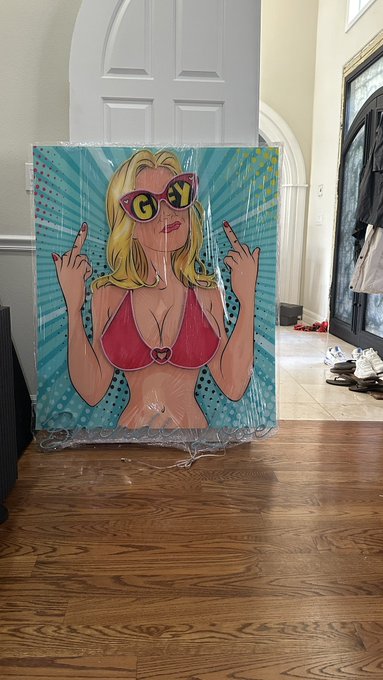 It has arrived! 💗💗💗 Chris is mounting &amp; hanging it in the office this weekend. https://t.co/QNAmls9g<a href="/tag/tittytuesday"class="tags"><span>#tittytuesday</span></a>