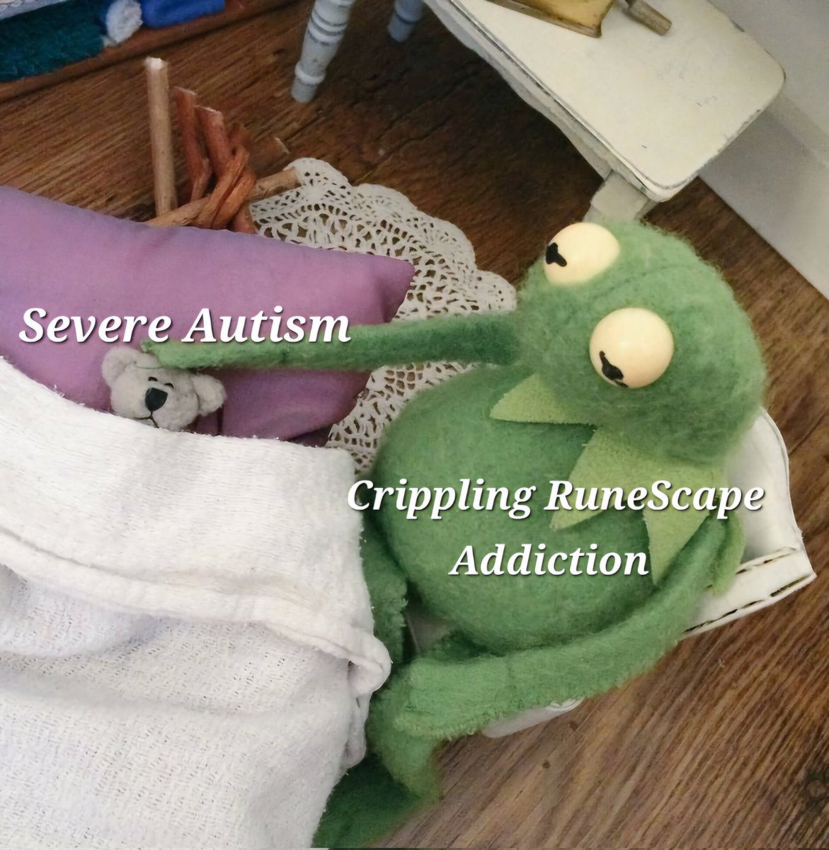 osrsmemess's tweet image. LOL