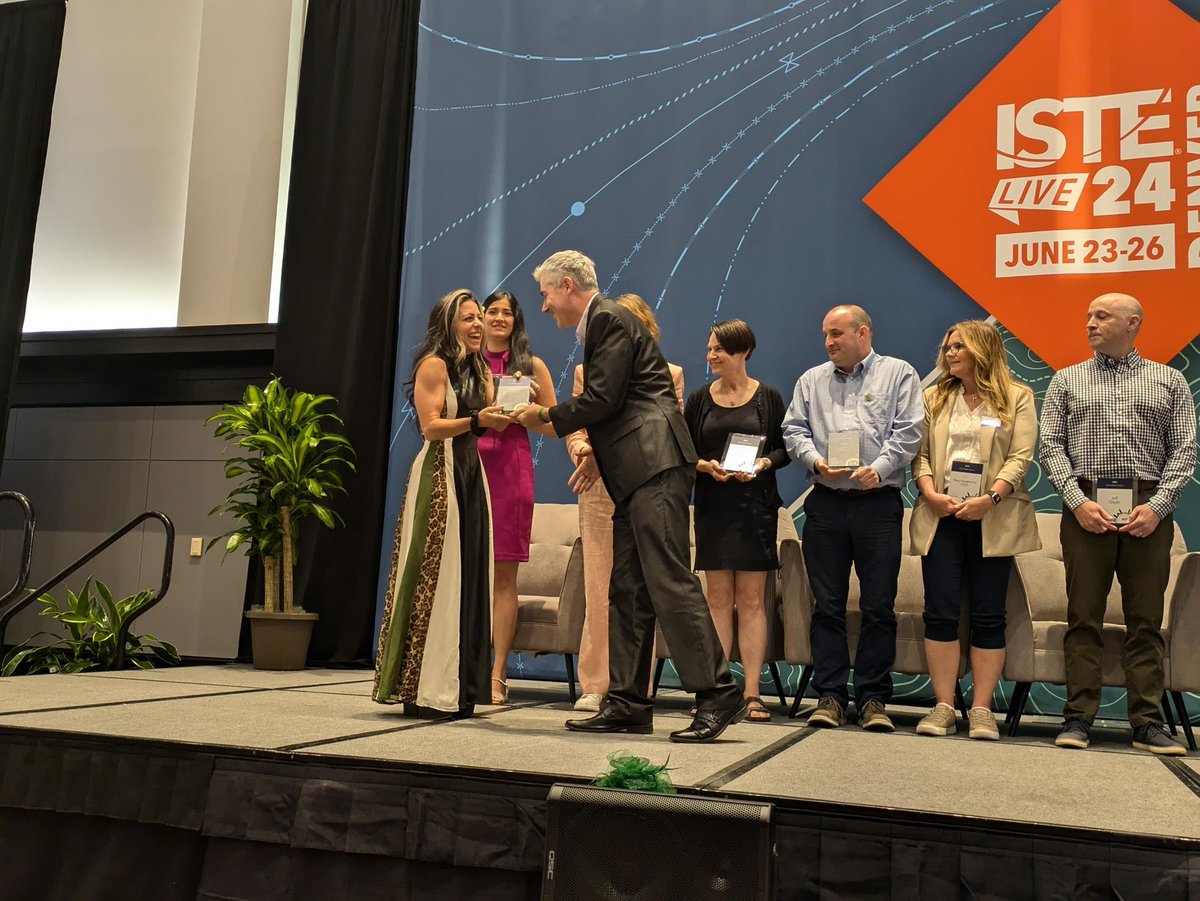 JPatanio's tweet photo. An honor to share the stage w/ these outstanding humans representing New York City Public Schools-DIIT #20toWatch #ISTELive @ISTEcommunity @ISTEconnects https://t.co/zQDbEn8ZbJ