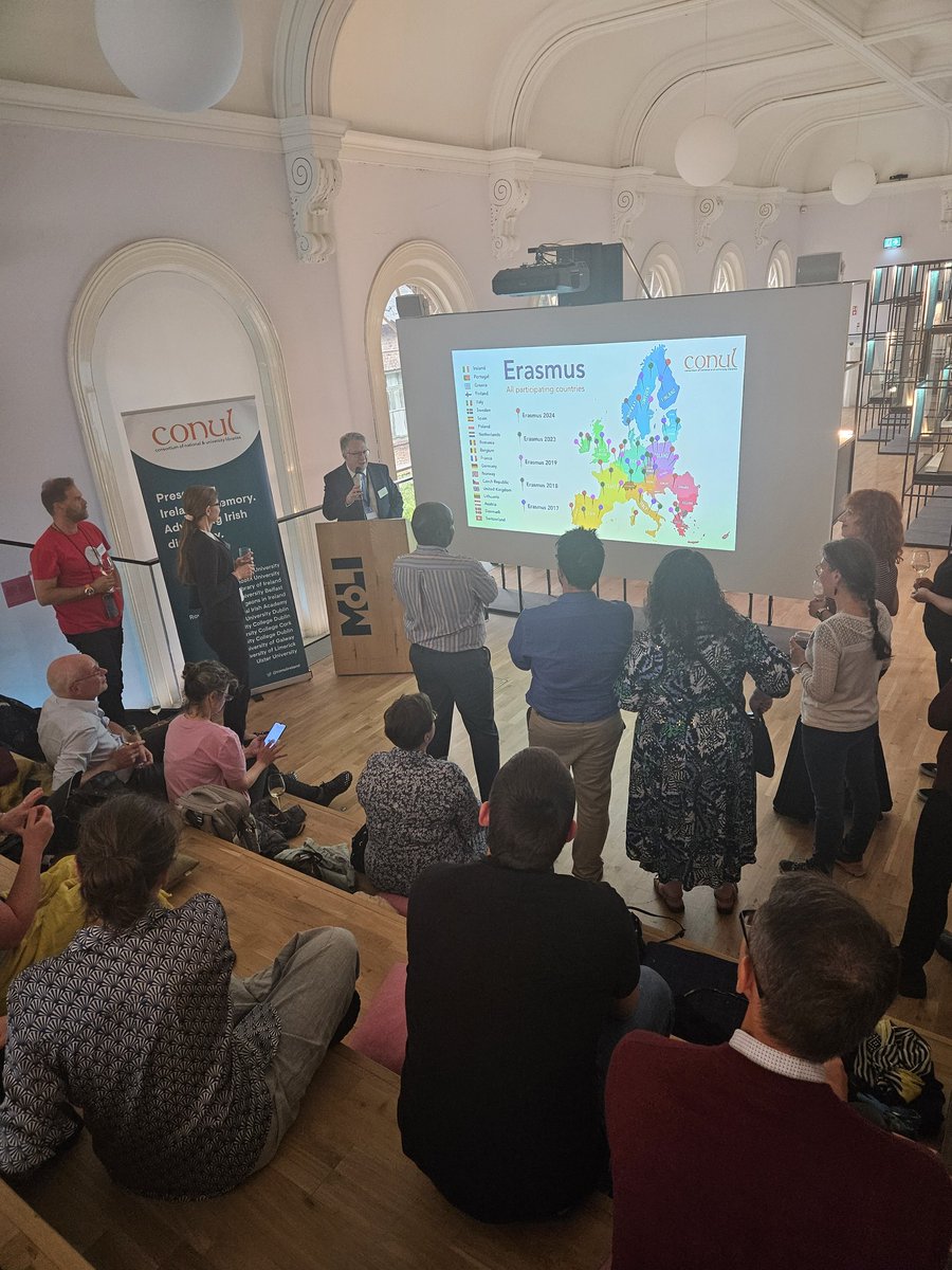 Laura Connaughton tweet media