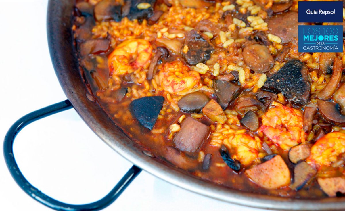 Aqui os dejo el menú completo que disfrutamos en el <a href="/QuinceNudos/">Bruno Lombán</a> 
Creo que para la próxima necesitamos una mesa mas grande 🤣
bittenbrothers.family.blog/2024/06/25/rte…