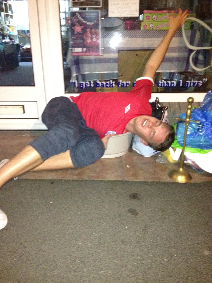 liamthornton7's tweet photo. @WoodJack Lols if only we could have an early exit and relive this… https://t.co/sWehI6xpPa