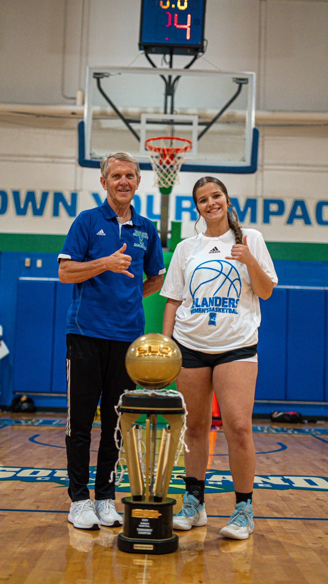 Thanks @chadwick_royce and   <a href="/Islanders_WBB/">Islanders Women's Basketball</a>  for a great camp, I can’t wait to catch a game this season! #shakasup