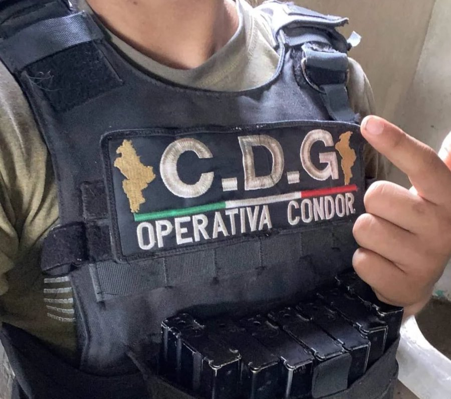 MennyValdz's tweet photo. EIT @Samuel_garcias necesitas aplicarte en detener al R8 y a su hno el PRIMITO son CDG de #Reynosa YA TE INVADIERON estan en todo el norte de Nuevoleon Son los que secuestran en carretera y atacan Policias
cc #China #DrCoss #GralTreviño #GralBravo #losHerrera #LosAldama #MTY https://t.co/GmzGy5Pk3B