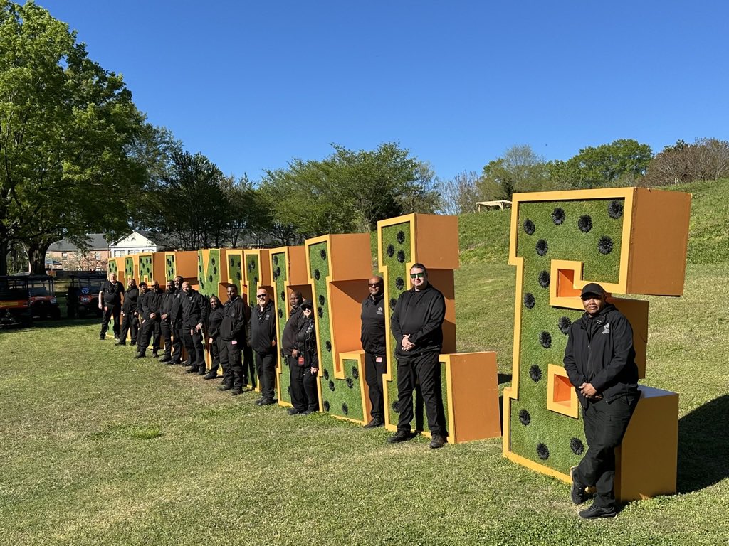 NPBCompaniesInc's tweet image. The 2024 Dreamville Festival consulting team. Held annually each spring in Raleigh, @Dreamvillefest is an outdoor weekend music celebration curated J. Cole alongside his Dreamville team. #NPB #NPBCompanies #SecurityConsulting #Family