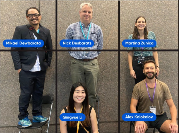 Di acara Outlier sempat me-remake webinar yang kami lakukan Maret lalu. Cuma foto-foto sih, gak ngulang webinarnya haha.

Bisa kebetulan aja ketemu nyaris semuanya kecuali 1 orang.