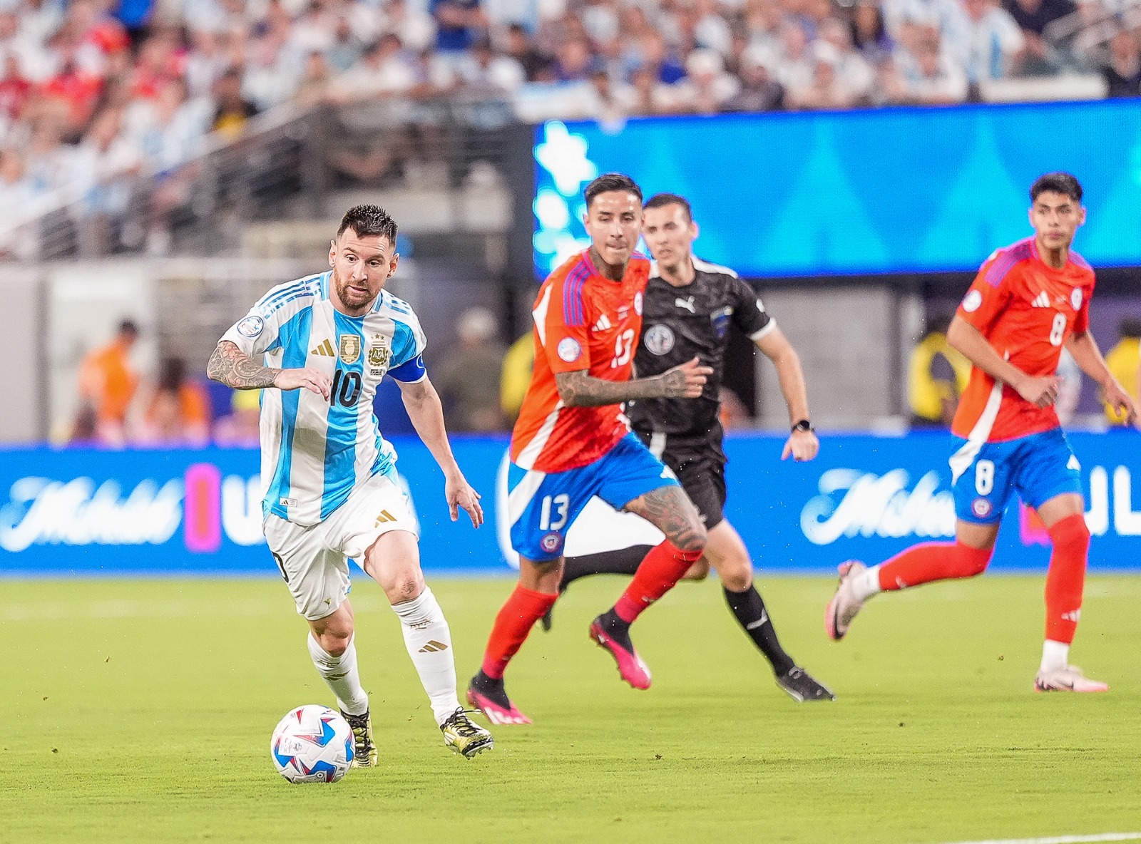 Argentina derrotó a Chile con un gol agónico de Lautaro y clasificó a cuartos | Canal Showsport
