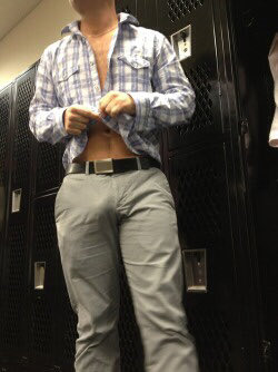 locker jock 
#straightdudes