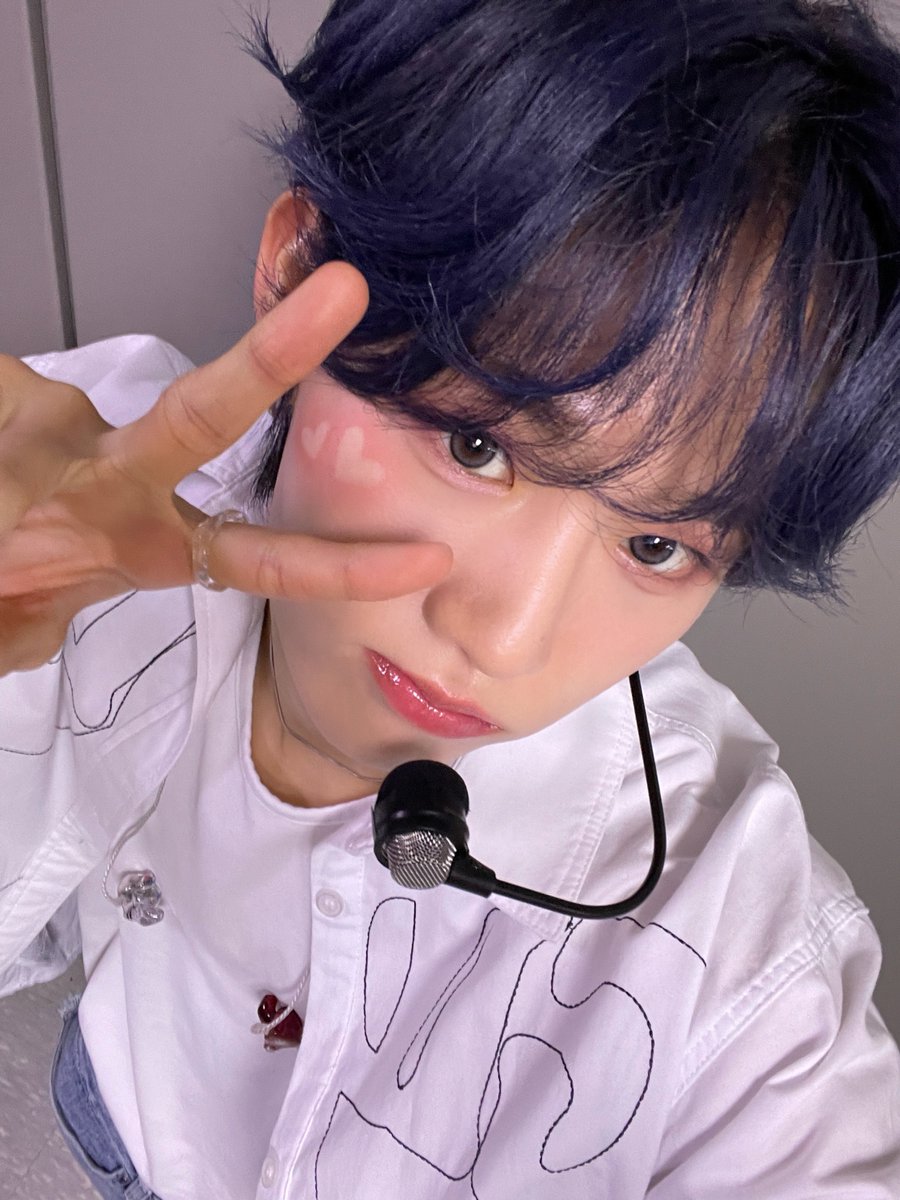 EVNNE_official's tweet photo. 1 <3 = 🤍

#EVNNE #이븐
#지윤서 #JIYUNSEO https://t.co/qmFAAVICVL