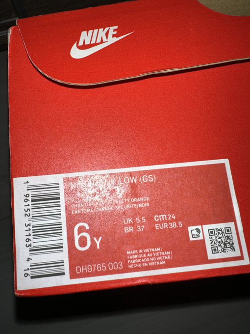 _mcex's tweet photo. wts lfb

BINIverse The First Solo Concert - June 29

- 2 Balcony Center 
- Must buy with shoes (nike dunk low halloween 2022 gs)
- I will be selling it for the same price that I bought it from the reseller
- physical tix; payment upon meetup; no dp required

dm if interested https://t.co/ccU0krWNWA