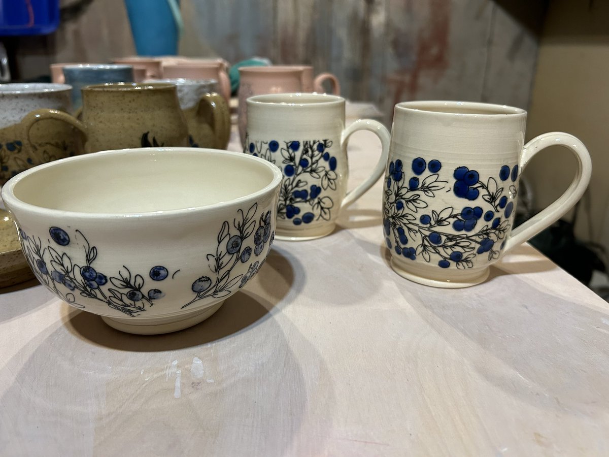 Fresh cups!!!! Blueberries.