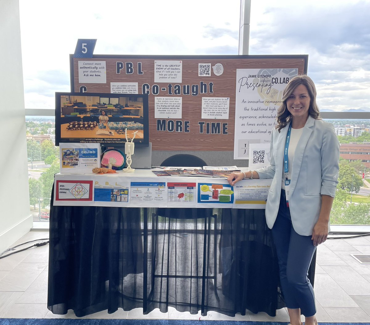 Hey there <a href="/ISTEofficial/">ISTE</a> conference goers! Stop by table 5 and learn how to defeat the greatest enemy of all teachers…. time. #leydenpride <a href="/leydencolab/">Leyden co.lab</a>