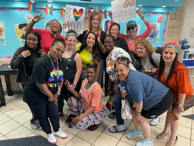 NexusRecovery's tweet image. Our Recovery Support Service team celebrated Pride Month with a colorful event featuring community partners North Texas Food Bank, Abounding Prosperity, Prism Health, Simply Grace, Foundation 45, &amp;amp; Oxford House. Thank you to everyone for supporting peace, love, and pride! 🏳️‍🌈